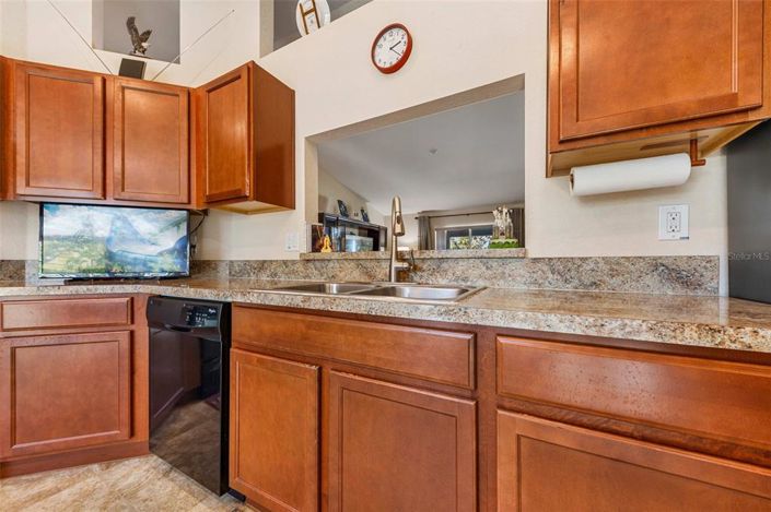 Image No.6-3 Bed House for sale