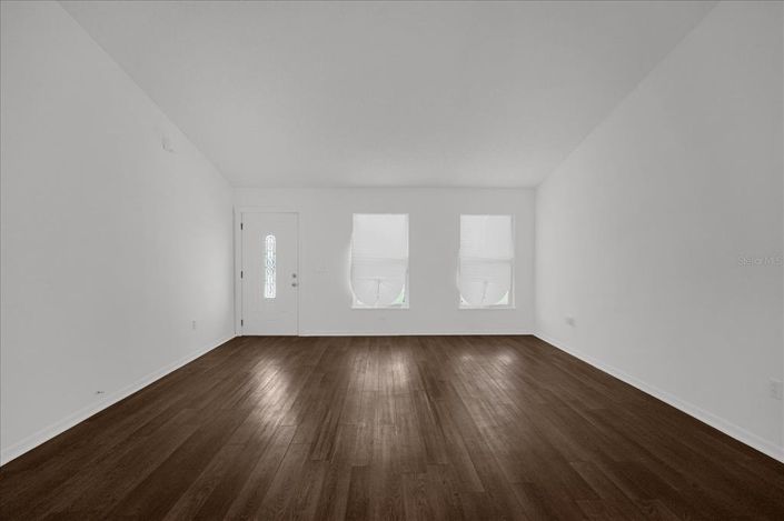 Image No.20-3 Bed House for sale
