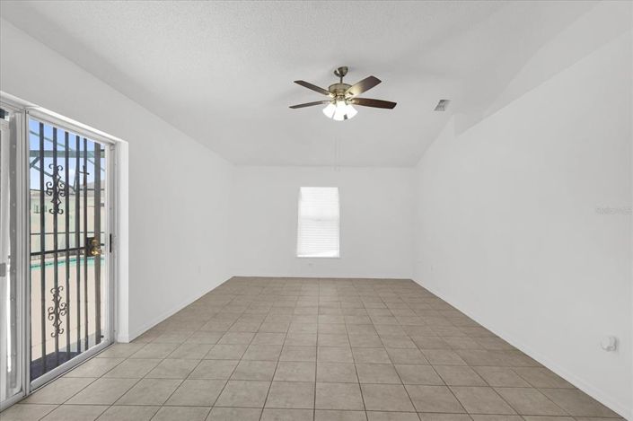Image No.29-3 Bed House for sale