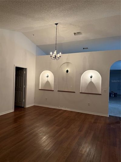 Image No.5-3 Bed House for sale