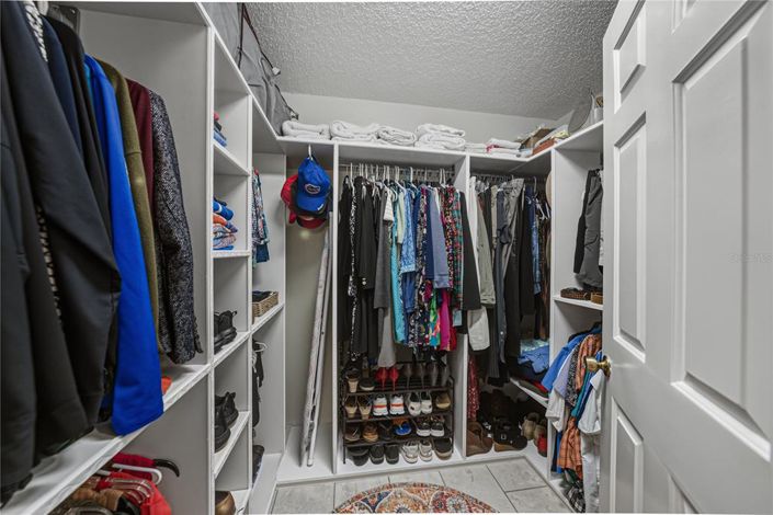 Image No.26-3 Bed House for sale