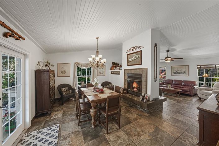 Image No.8-3 Bed House for sale