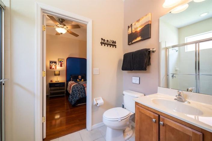 Image No.23-4 Bed House for sale