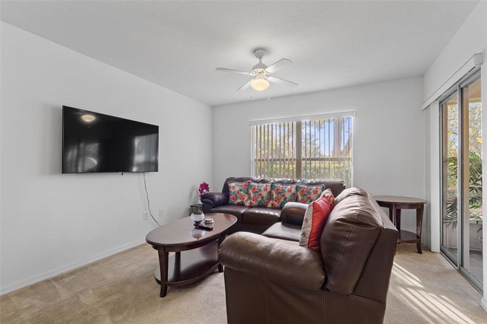 Image No.11-4 Bed Townhouse for sale