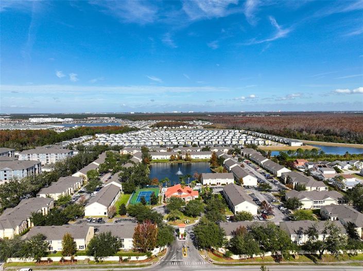 Image No.28-4 Bed Townhouse for sale