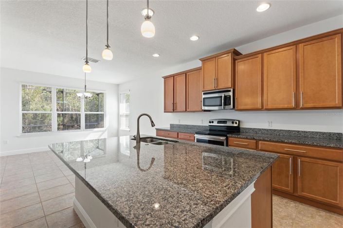 Image No.13-2 Bed House for sale