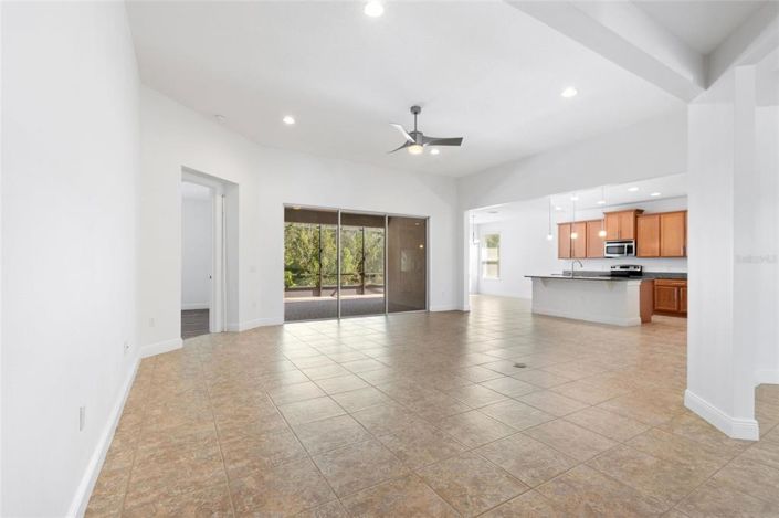 Image No.2-2 Bed House for sale