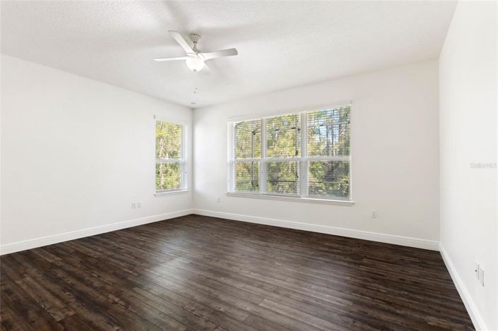 Image No.20-2 Bed House for sale