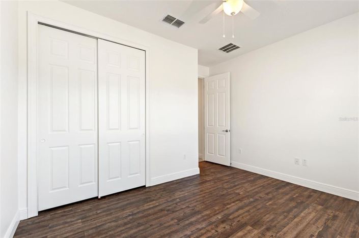 Image No.25-2 Bed House for sale