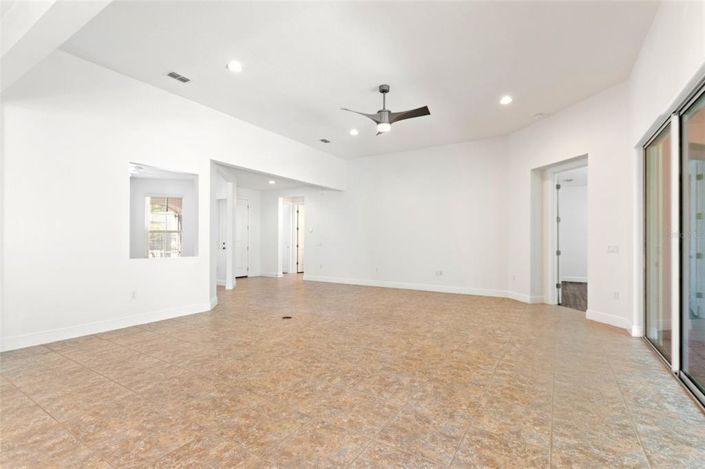 Image No.4-2 Bed House for sale