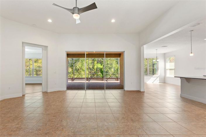 Image No.6-2 Bed House for sale