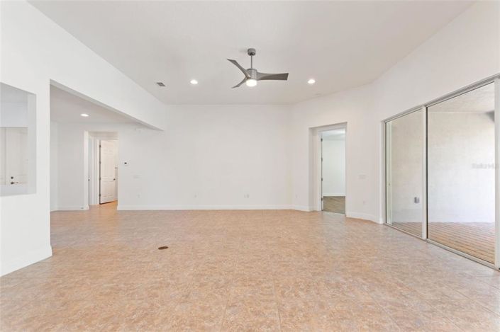 Image No.7-2 Bed House for sale