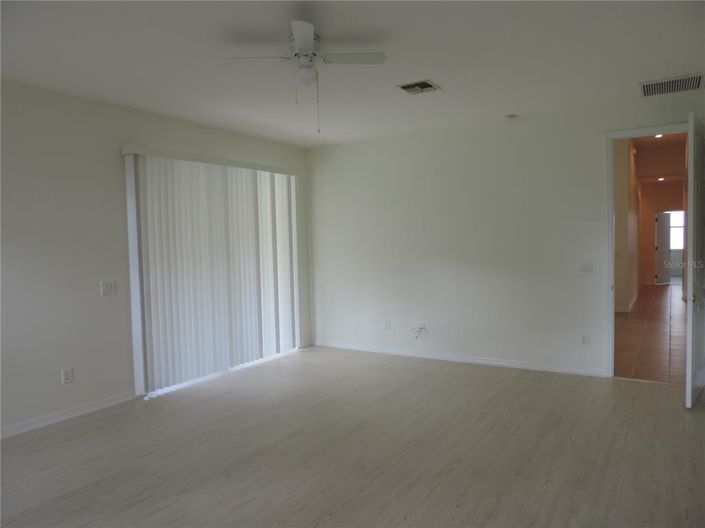 Image No.10-4 Bed House for sale