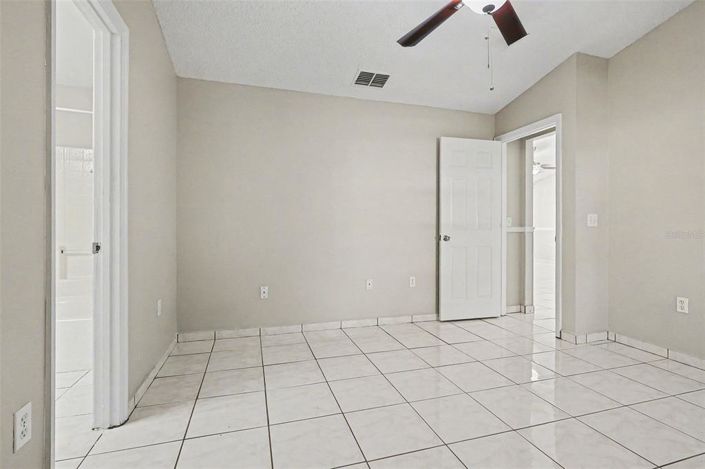 Image No.14-3 Bed House for sale