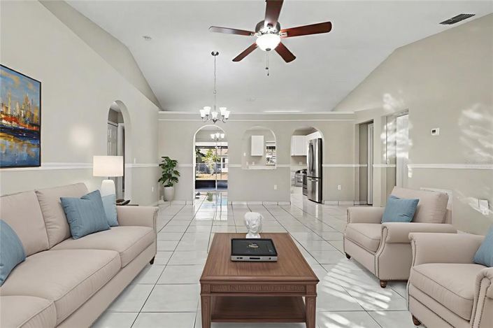 Image No.4-3 Bed House for sale