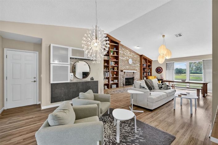 Image No.12-3 Bed House for sale