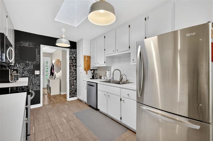 Image No.16-3 Bed House for sale