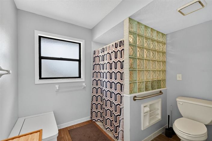 Image No.25-3 Bed House for sale