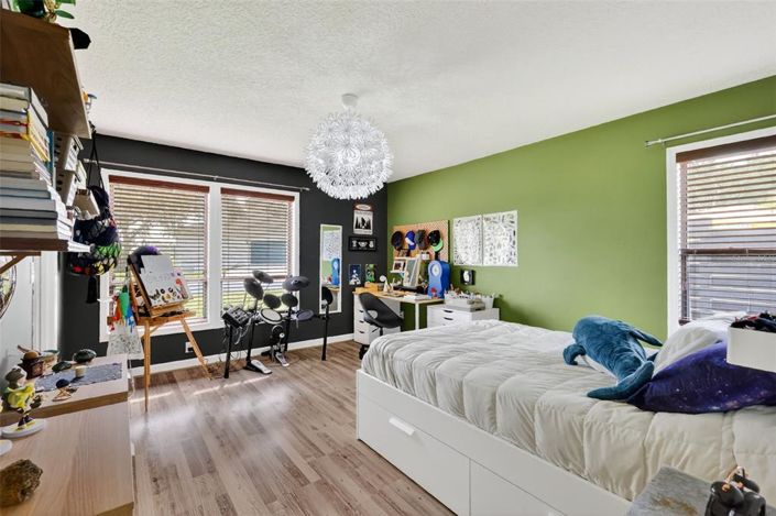 Image No.27-3 Bed House for sale