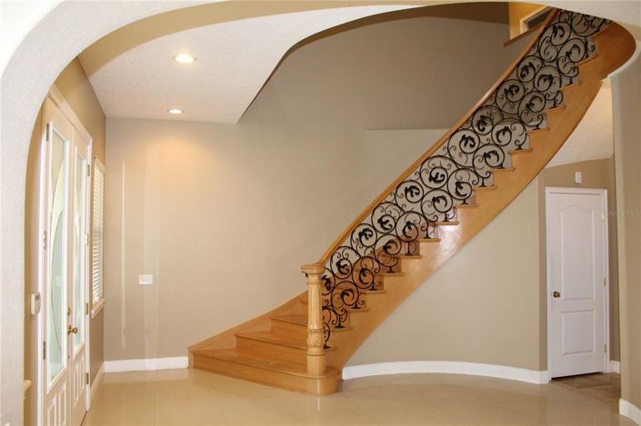 Image No.14-5 Bed House for sale