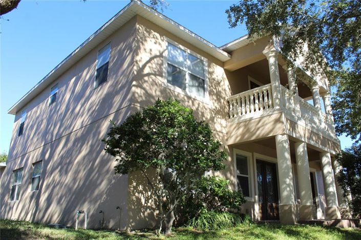 Image No.3-5 Bed House for sale