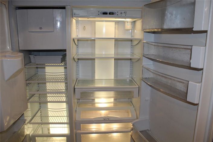 Image No.30-5 Bed House for sale