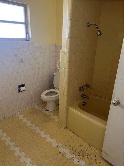 Image No.14-4 Bed House for sale