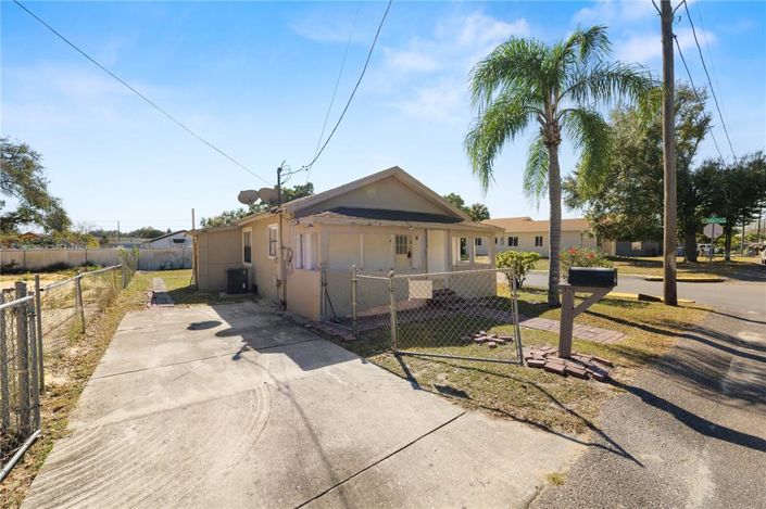 Image No.24-3 Bed House for sale