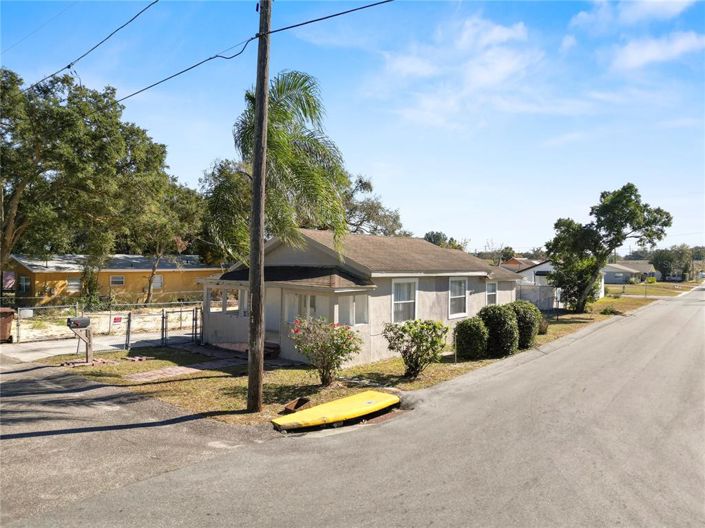 Image No.33-3 Bed House for sale