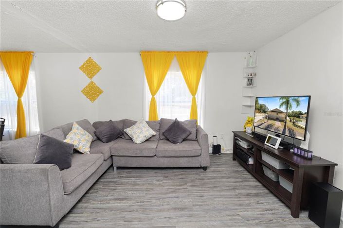 Image No.4-3 Bed House for sale