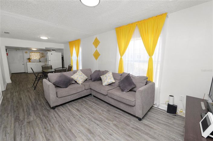 Image No.5-3 Bed House for sale