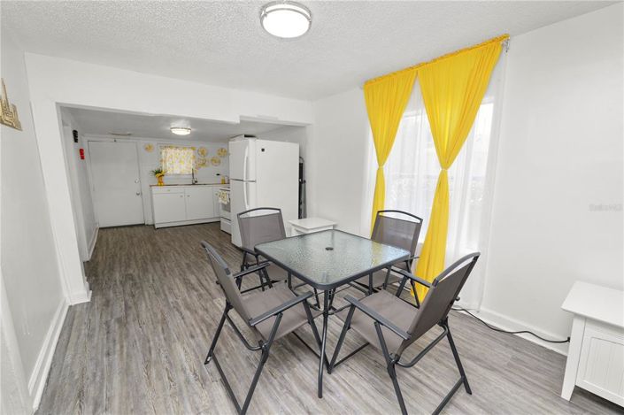 Image No.8-3 Bed House for sale