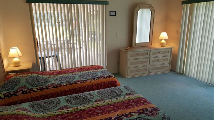 Image No.24-4 Bed House for sale