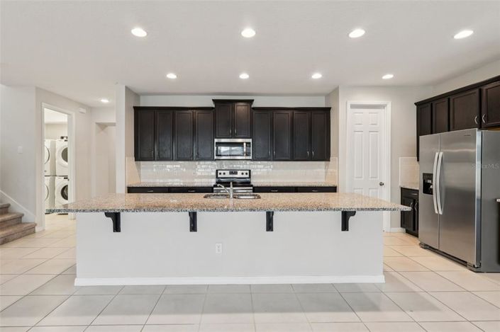 Image No.10-9 Bed House for sale