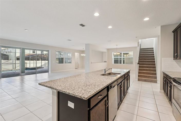 Image No.12-9 Bed House for sale