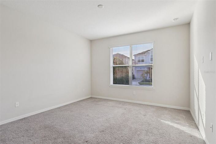 Image No.18-9 Bed House for sale