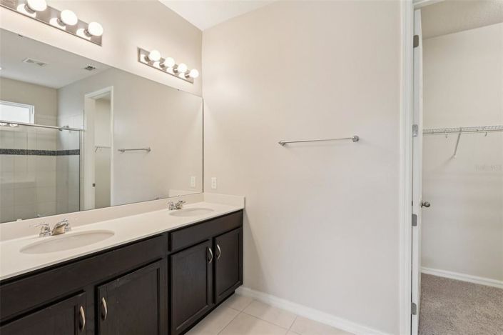 Image No.19-9 Bed House for sale