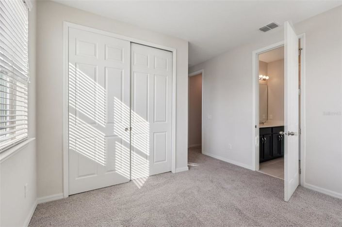 Image No.26-9 Bed House for sale