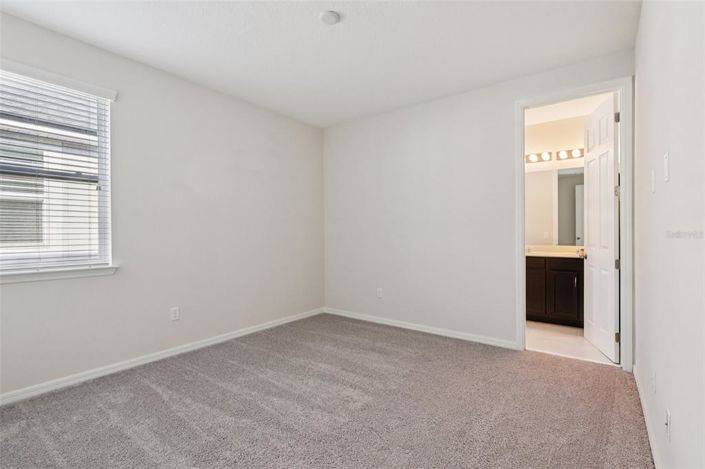 Image No.34-9 Bed House for sale