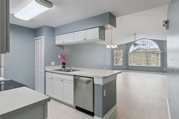 Image No.6-Appartement de 3 chambres à vendre à Saint John