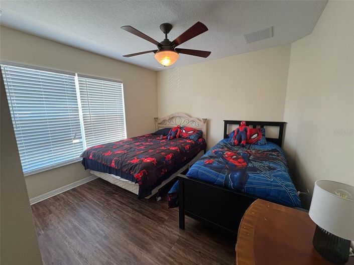 Image No.11-3 Bed House for sale