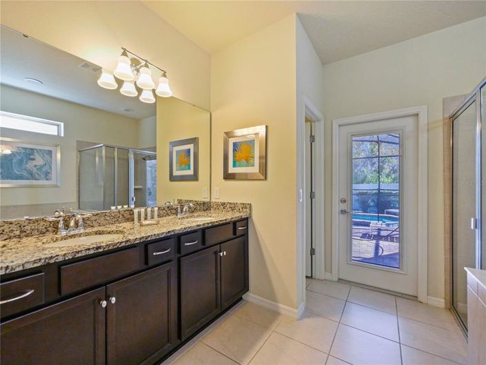 Image No.14-10 Bed House for sale