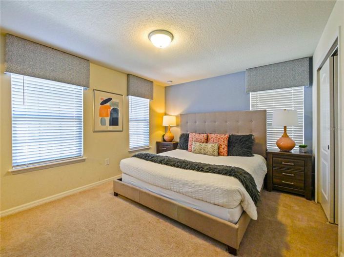 Image No.17-10 Bed House for sale