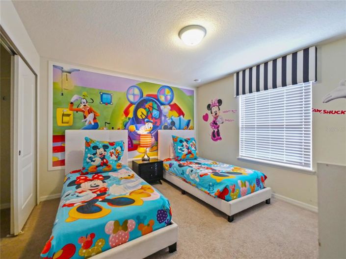 Image No.19-10 Bed House for sale