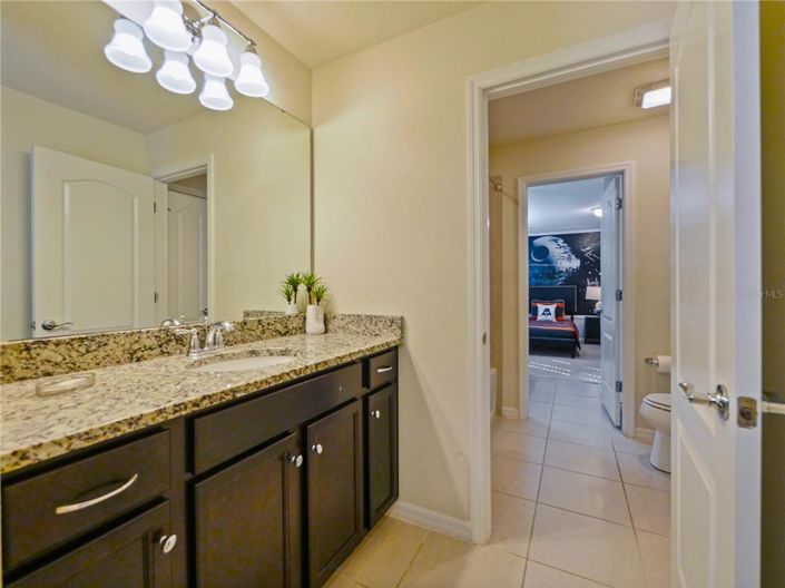 Image No.23-10 Bed House for sale