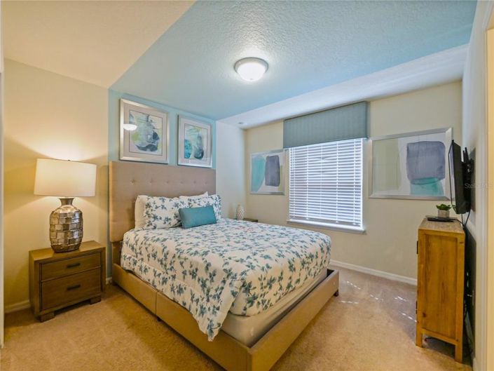 Image No.24-10 Bed House for sale