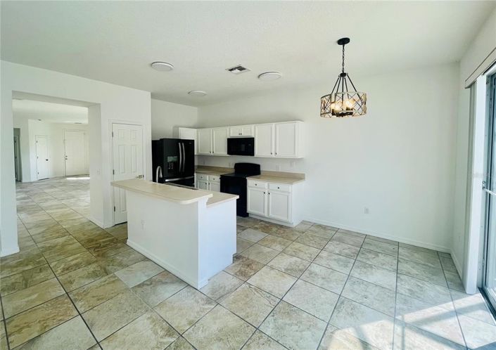 Image No.3-Maison de 4 chambres à vendre à Saint John