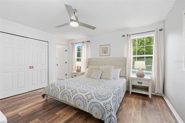 Image No.16-4 Bed Townhouse for sale