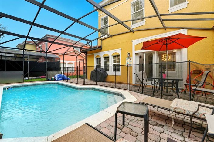 Image No.28-4 Bed Townhouse for sale