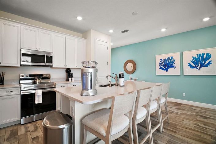 Image No.11-2 Bed Townhouse for sale